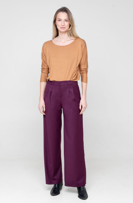 Spodnie z zakładkami 